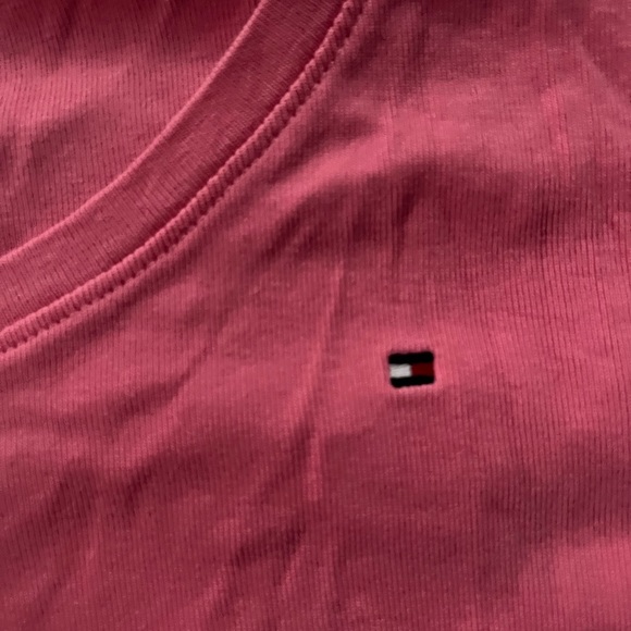 pink tommy hilfiger tee - Picture 2 of 3